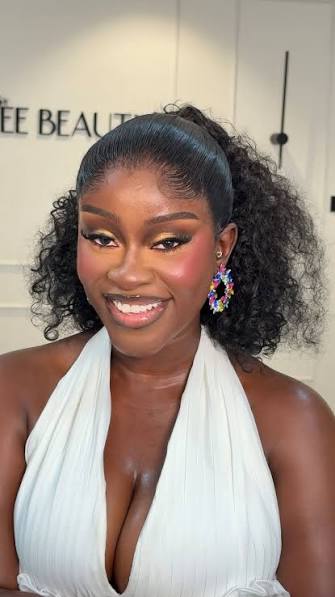 Smiling glam client